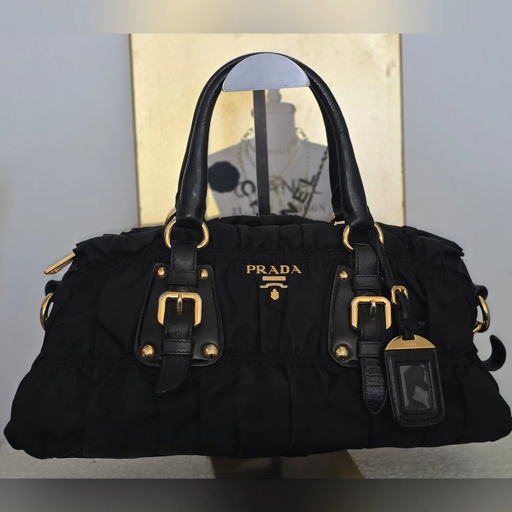 PRADA BLACK NYLON GAUFRE GATHERED TESSUTO ZIPPED SHOULDER BAG 2 Ways - Picture 3 of 17